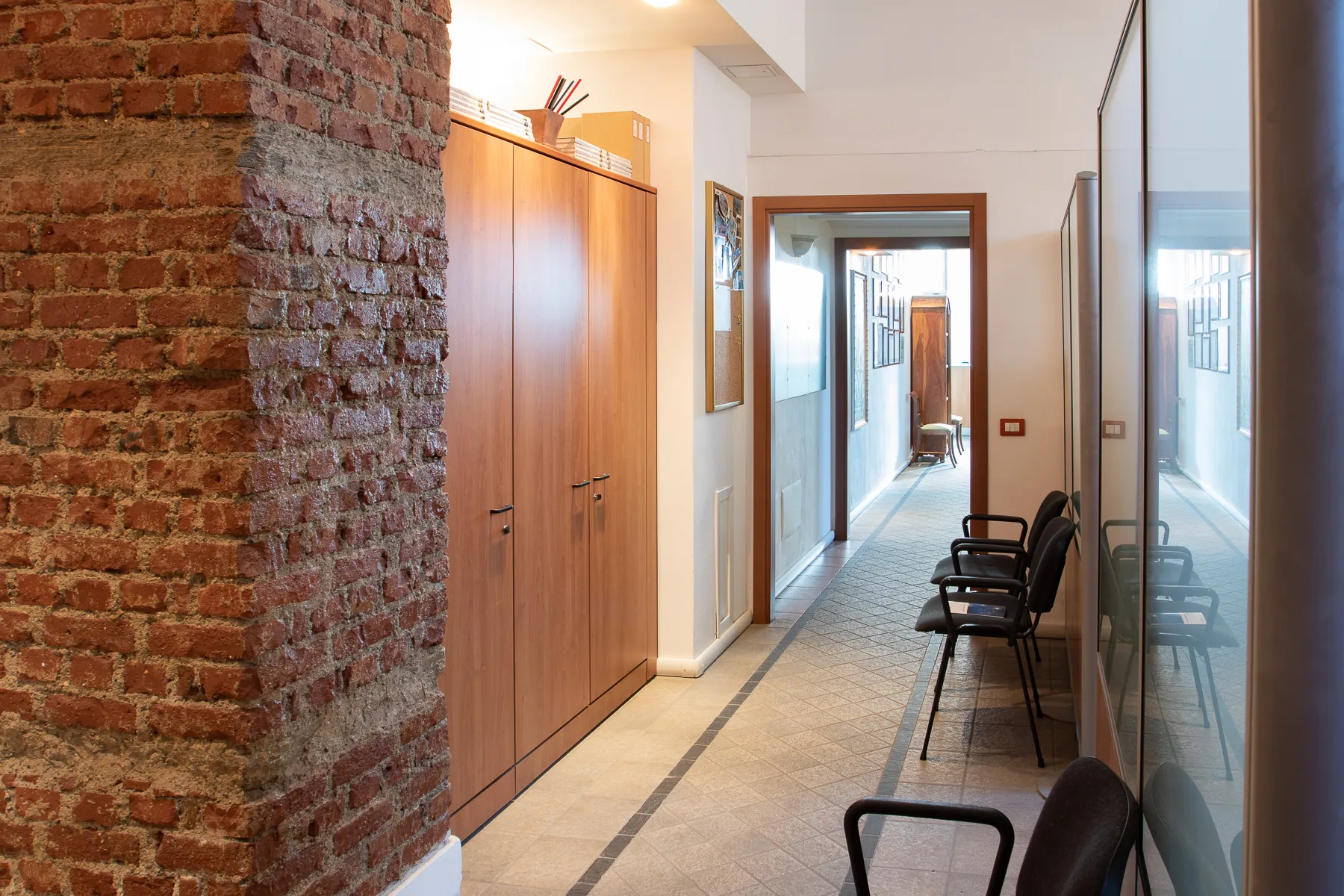 Interno ufficio General Brokers